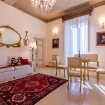 Sant\'Ivo Apartments
